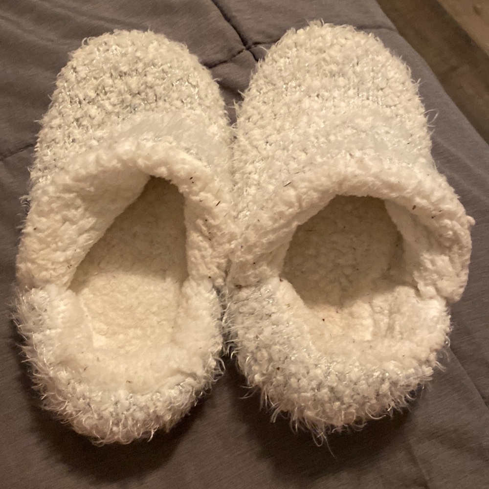 Bedroom slippers